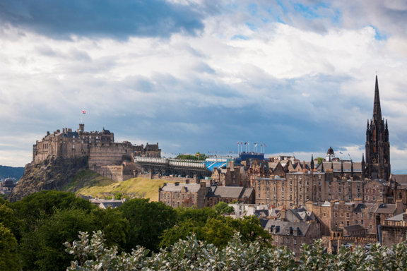 5C517a0e190c9 Edinburgh Castle